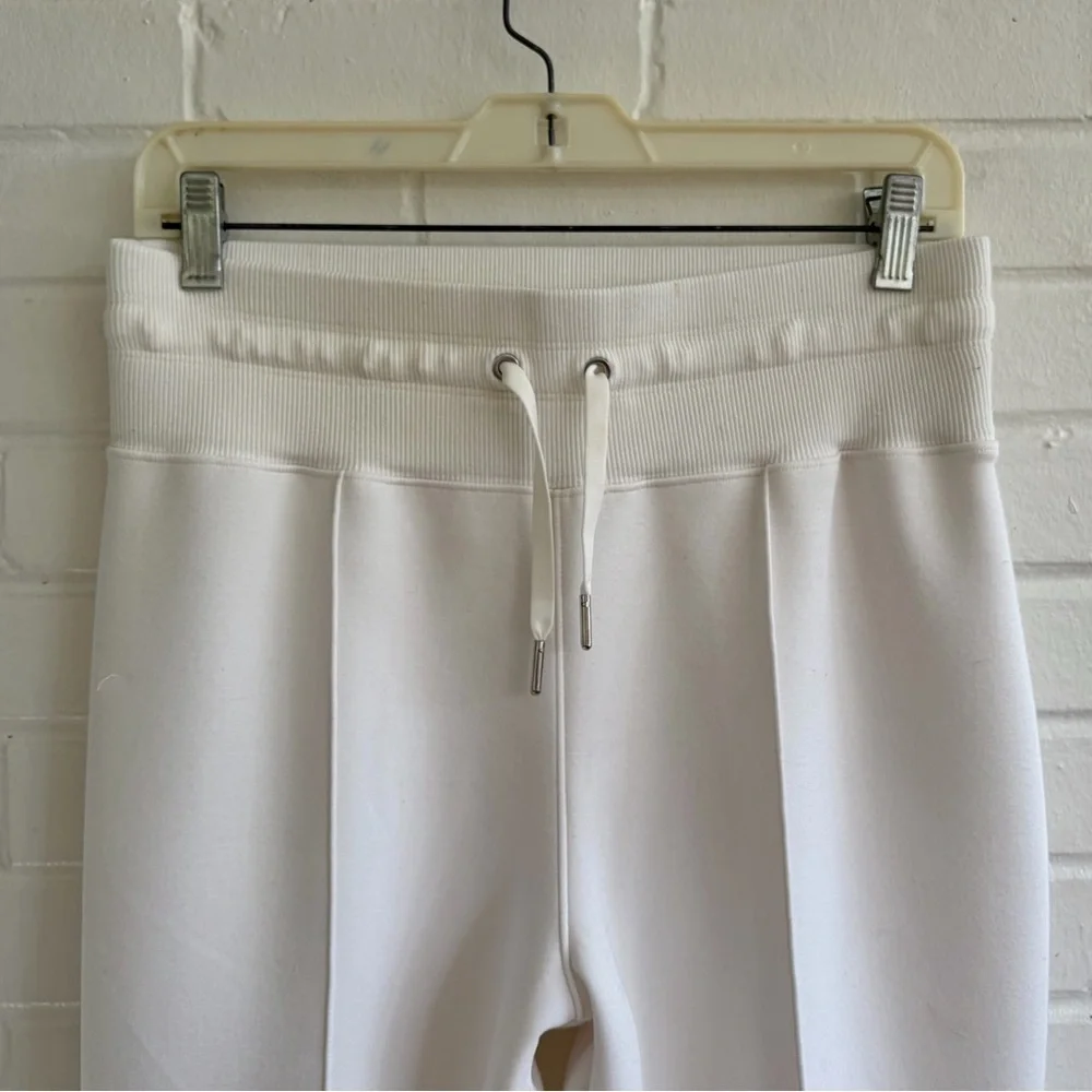 SPANX Air Essentials Luxe Tapered Pant in “Powder” White, SZ M LIKE NEW! 🤍 - Picture 5 of 8
